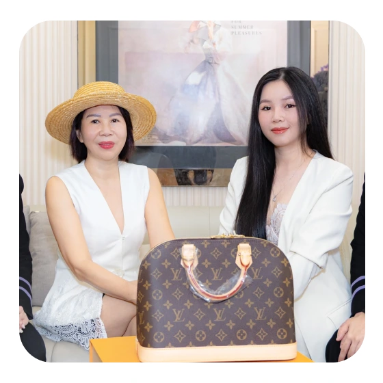 khách hàng tại Linh Anh